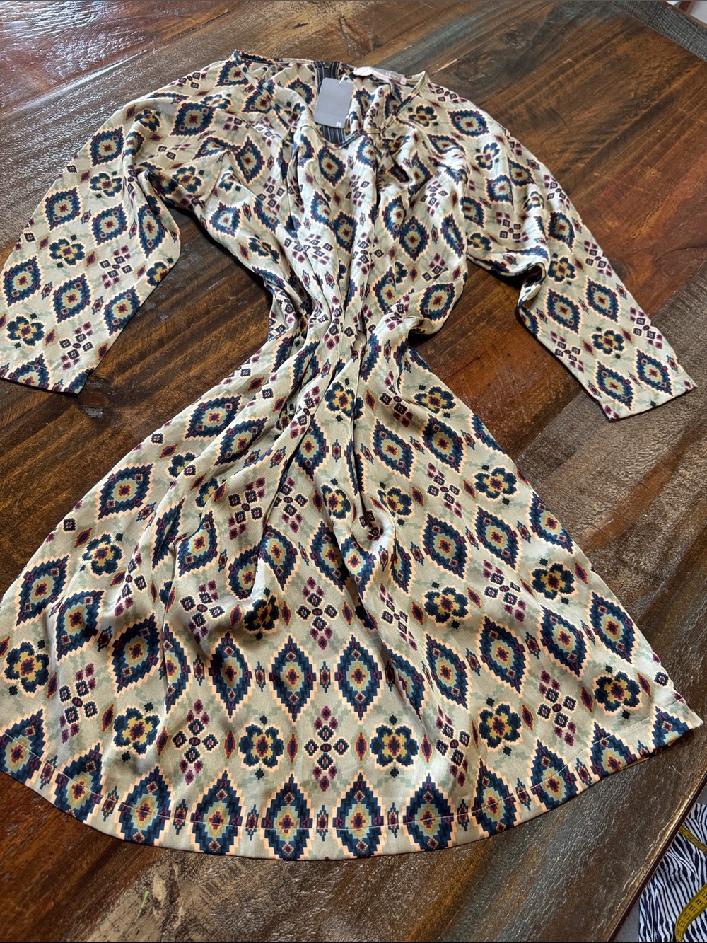 Forever 21 Beige-Multi Geometric Midi Dress